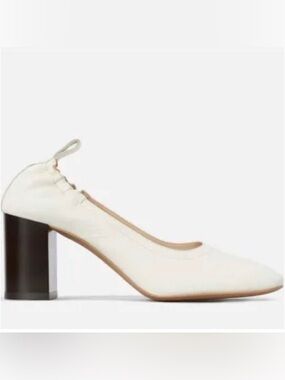 Everlane The Italian Leather Day Heel in Bone Size 7